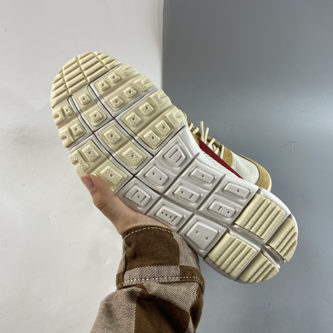 P400 Tom Sachs x NikeCraft Mars Yar 宇航员跑鞋 AA2261-100