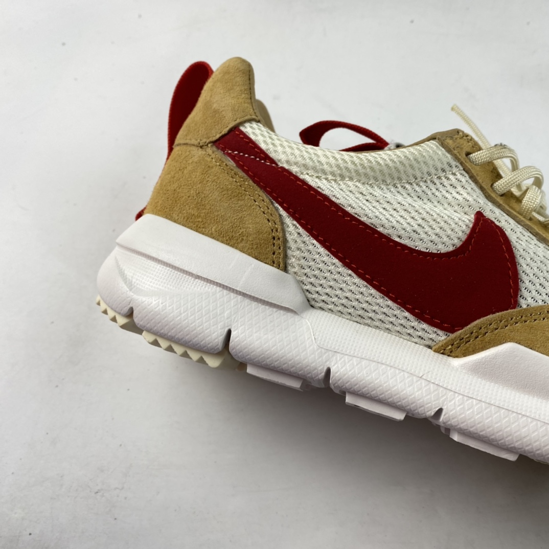 P400 Tom Sachs x NikeCraft Mars Yar 宇航员跑鞋 AA2261-100