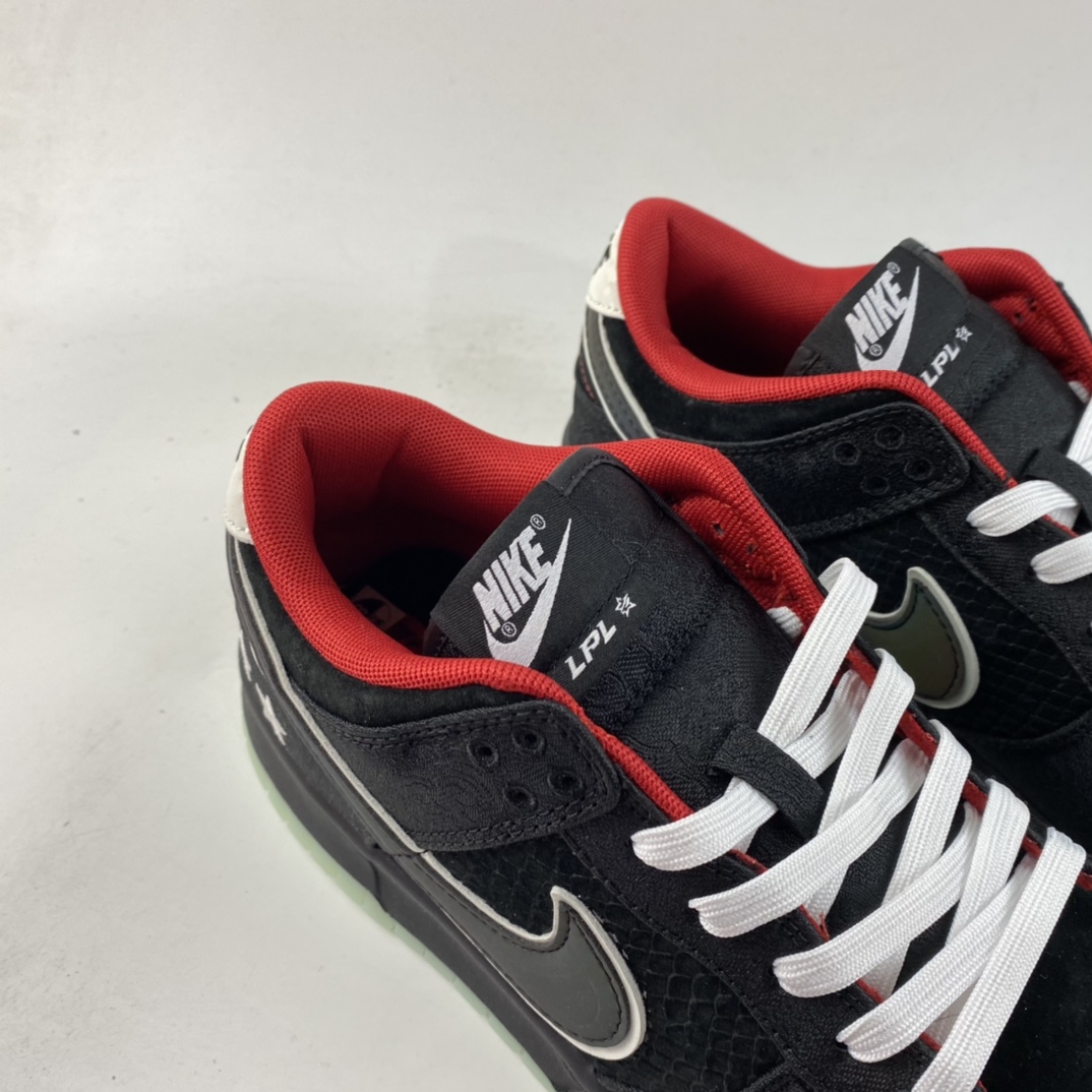 P380 LPL x NIKE SB Dunk Low ”League Of Legends Pro League” 运动滑板鞋 DO2327-011