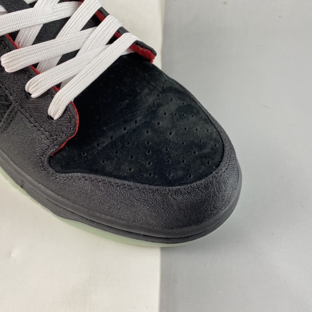 P380 LPL x NIKE SB Dunk Low ”League Of Legends Pro League” 运动滑板鞋 DO2327-011