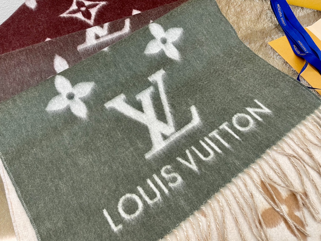 LV路易威登渐变色100%羊绒围巾M76881