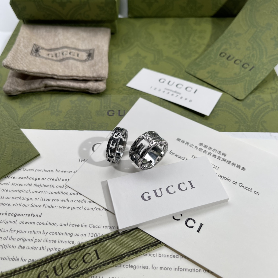 Gucci Shop
 Jewelry Ring-