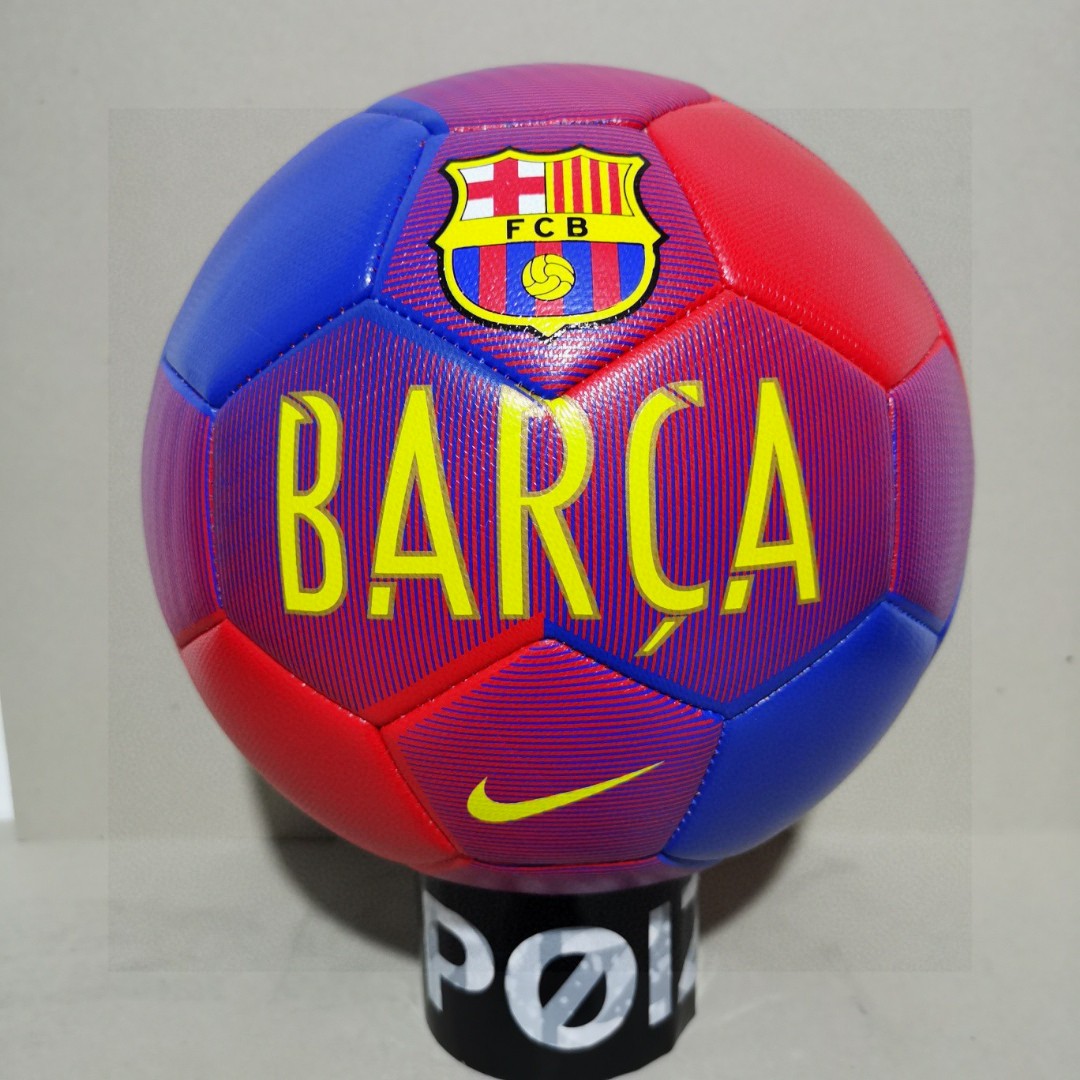 安福自取75
NIKE 耐克【足球】⚽ 巴萨队训练比赛专用球 5号训练足球
型号：5号足球
材质:pu【不变形 不吸水】
供应商：亚马逊渠道货
⚽⚽⚽⚽⚽⚽

🔥注意事项🔥: 
冲气前请充分湿润球针，用肥皂水为佳，防止气门受损，造成气门漏气。