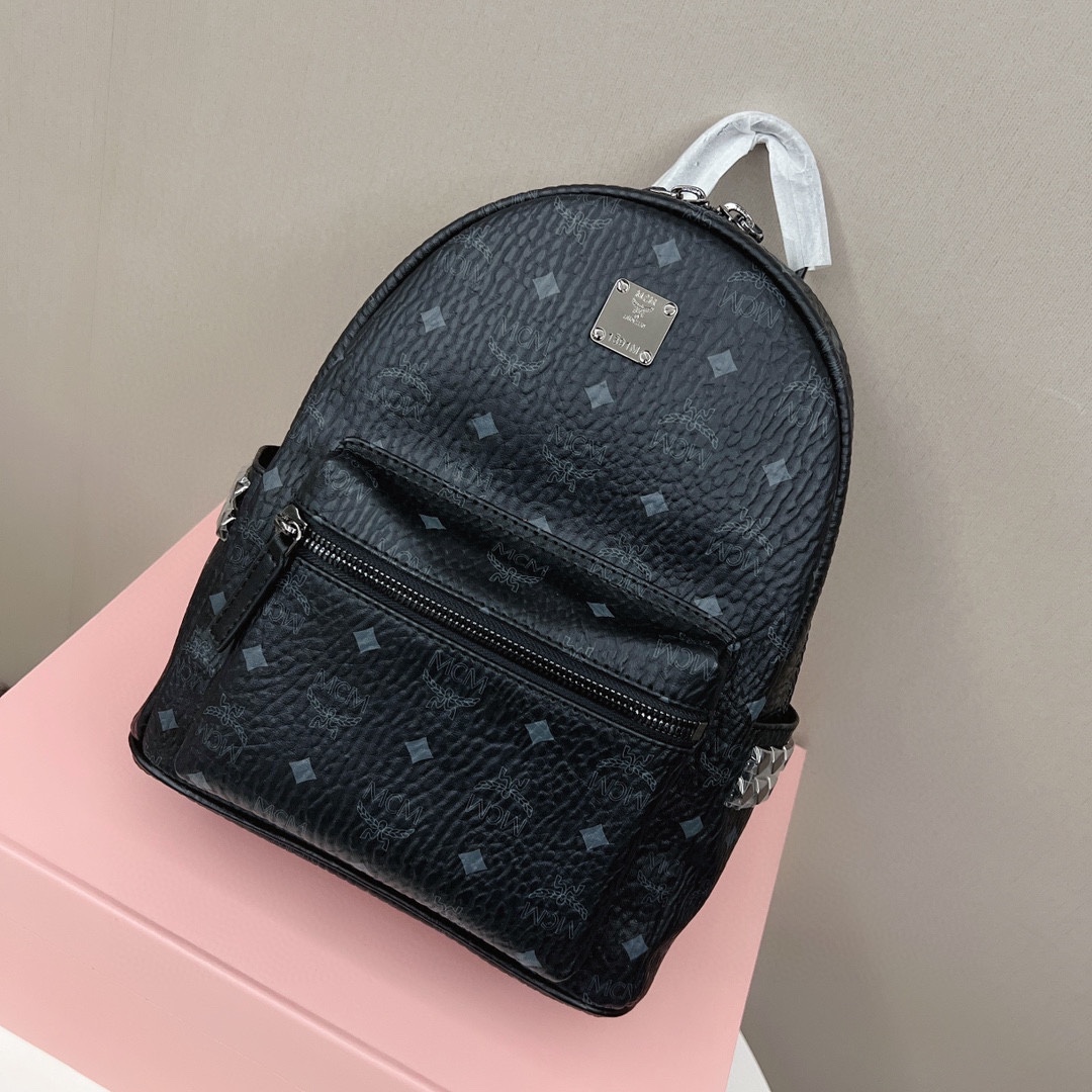 J5   最实用的MCM双肩包