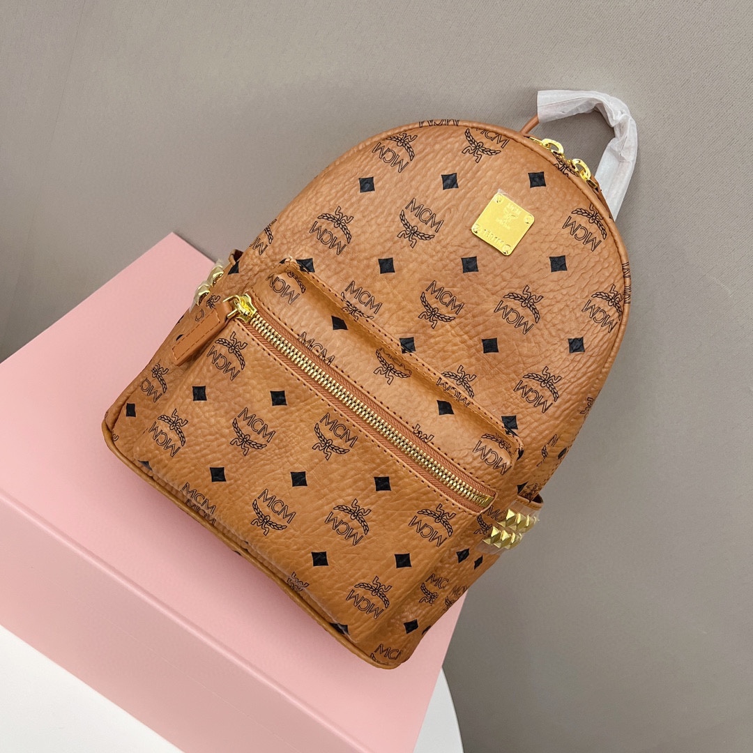 J5   最实用的MCM双肩包