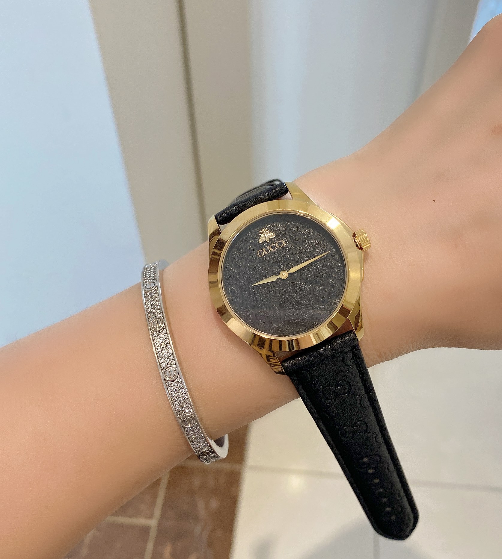 Stylish Women’s Wristwatch with Imported Stone Core and Leather Belt – 38mm Diameter - 图片 1