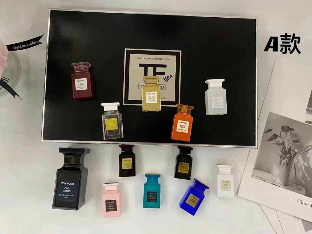 Tom Ford Miniature Modern Collection Perfume Gift Set - 12 Piece Variety 6 i1637507379 9821 5
