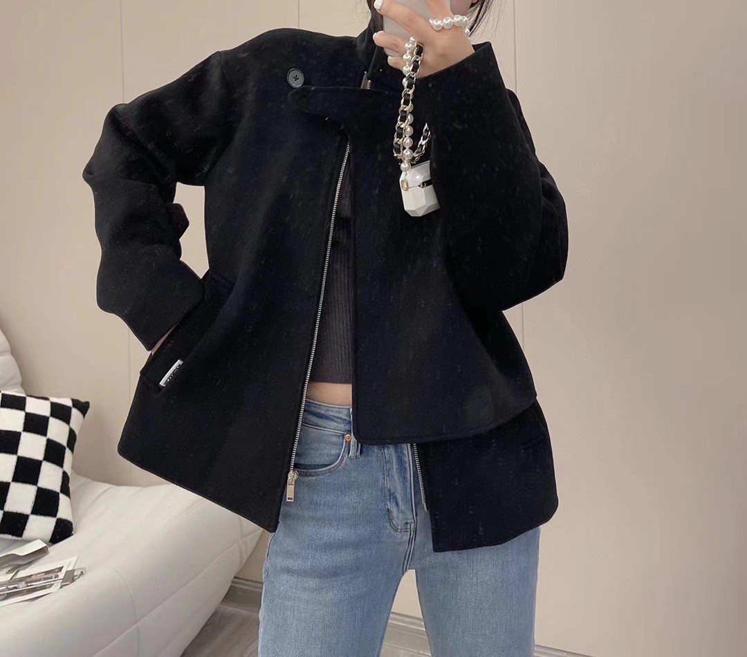 JILSANDER羊毛短款大衣外套.