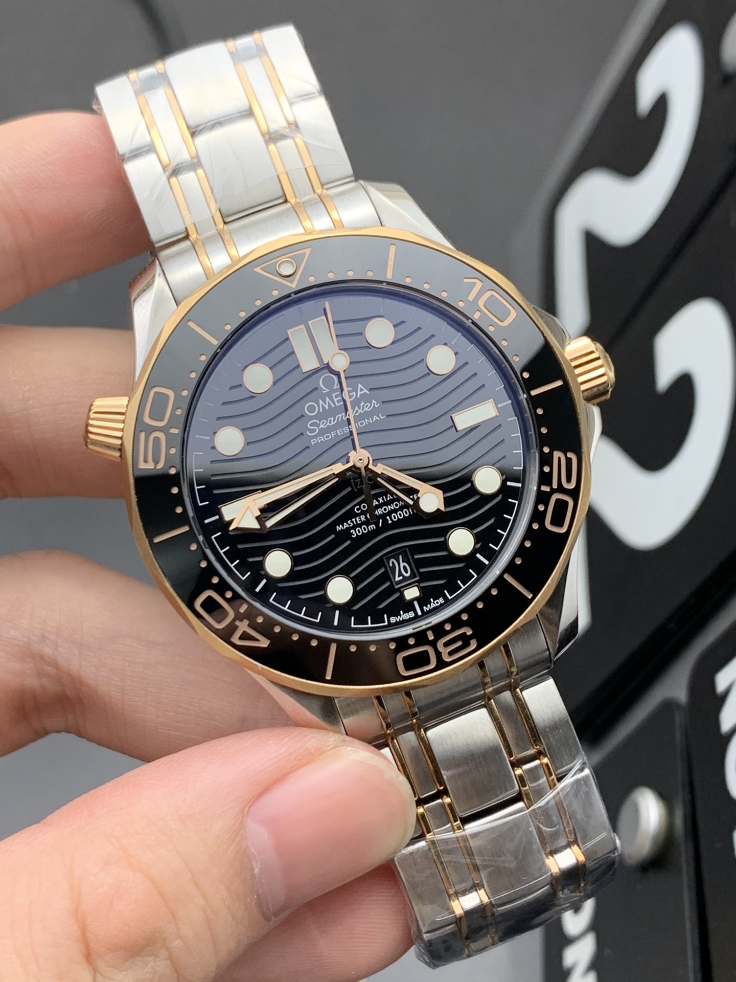 Omega OR 间金海马