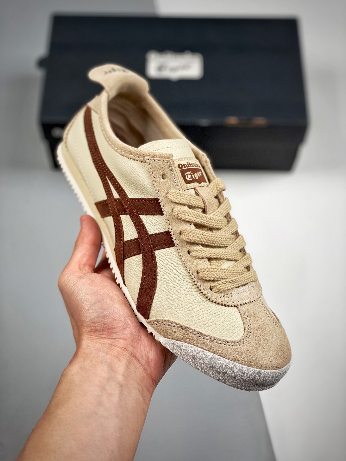 Asics Onitsuka tiger original, color beige, etiqueta original, piel de cordero de primera capa, caja original…