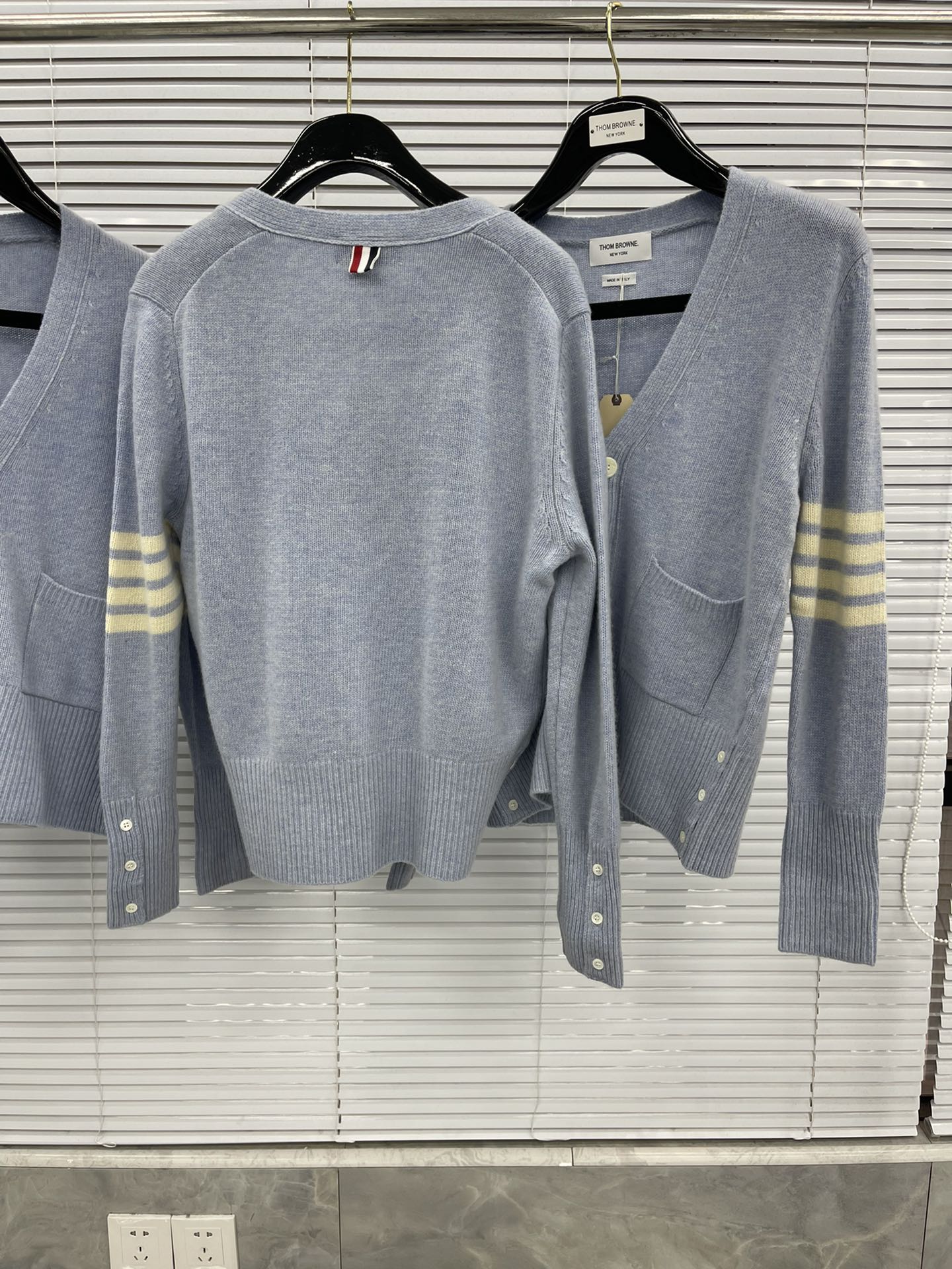 톰브라운 여성 가디건 143037 Thom Browne Cardigan 상세 이미지 4