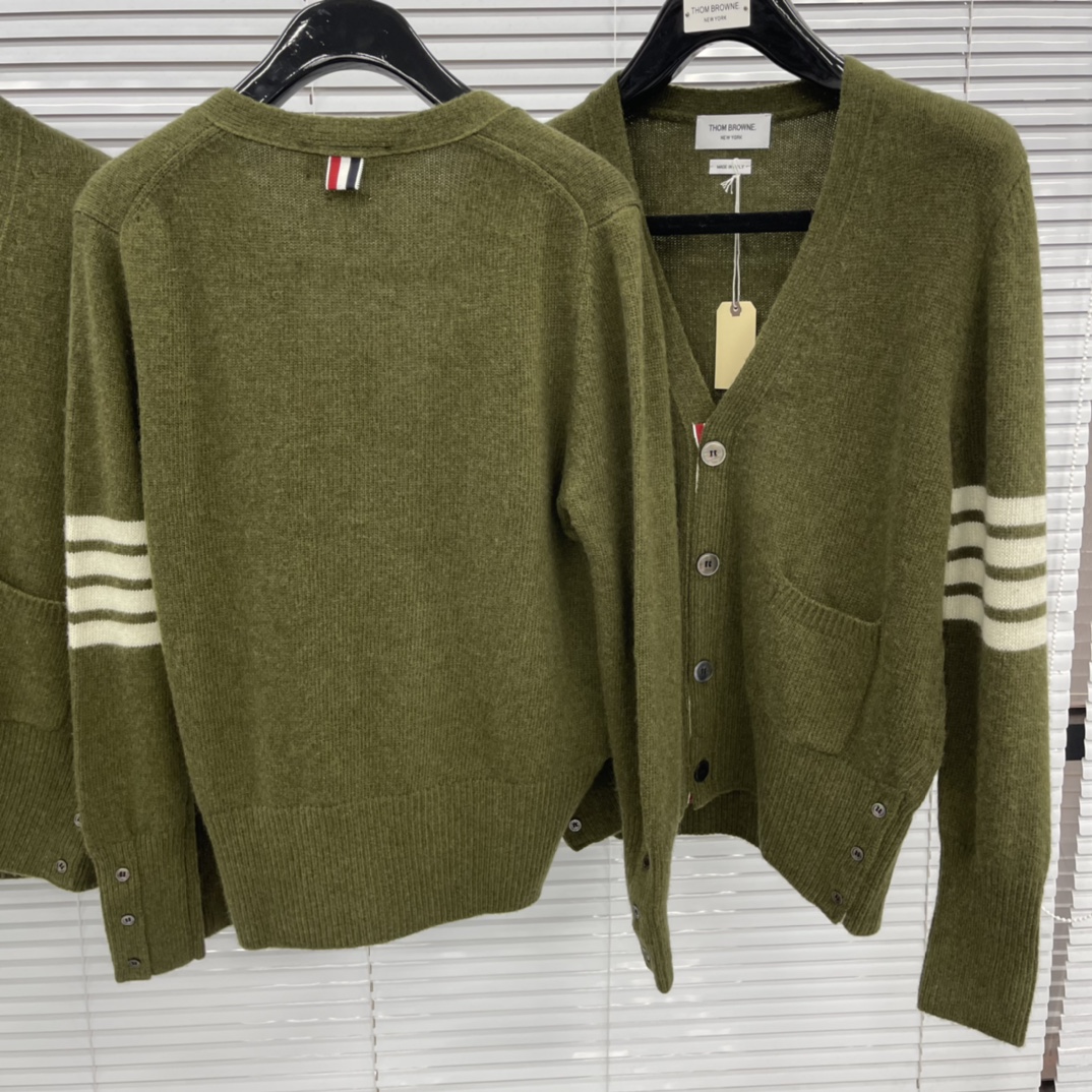 톰브라운 여성 가디건 143033 Thom Browne Cardigan 상세 이미지 4