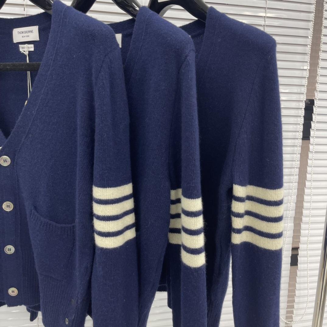 톰브라운 여성 가디건 143035 Thom Browne Cardigan 상세 이미지 8
