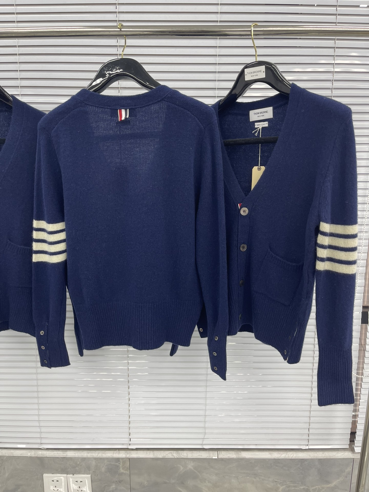 톰브라운 여성 가디건 143035 Thom Browne Cardigan 상세 이미지 4