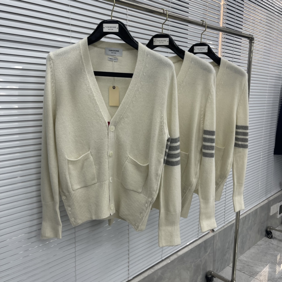 톰브라운 여성 가디건 143036 Thom Browne Cardigan 상세 이미지 3