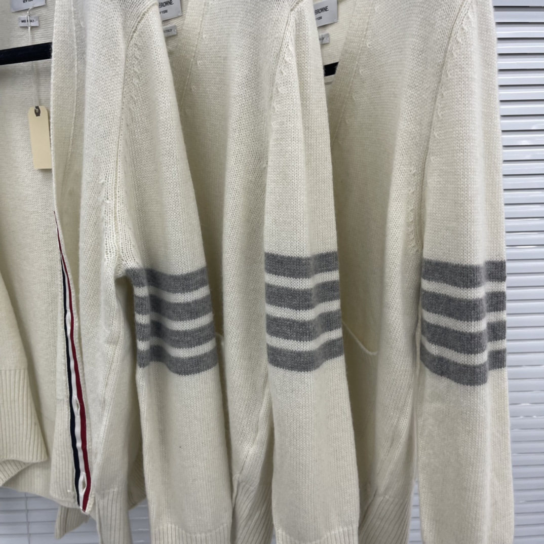 톰브라운 여성 가디건 143036 Thom Browne Cardigan 상세 이미지 7