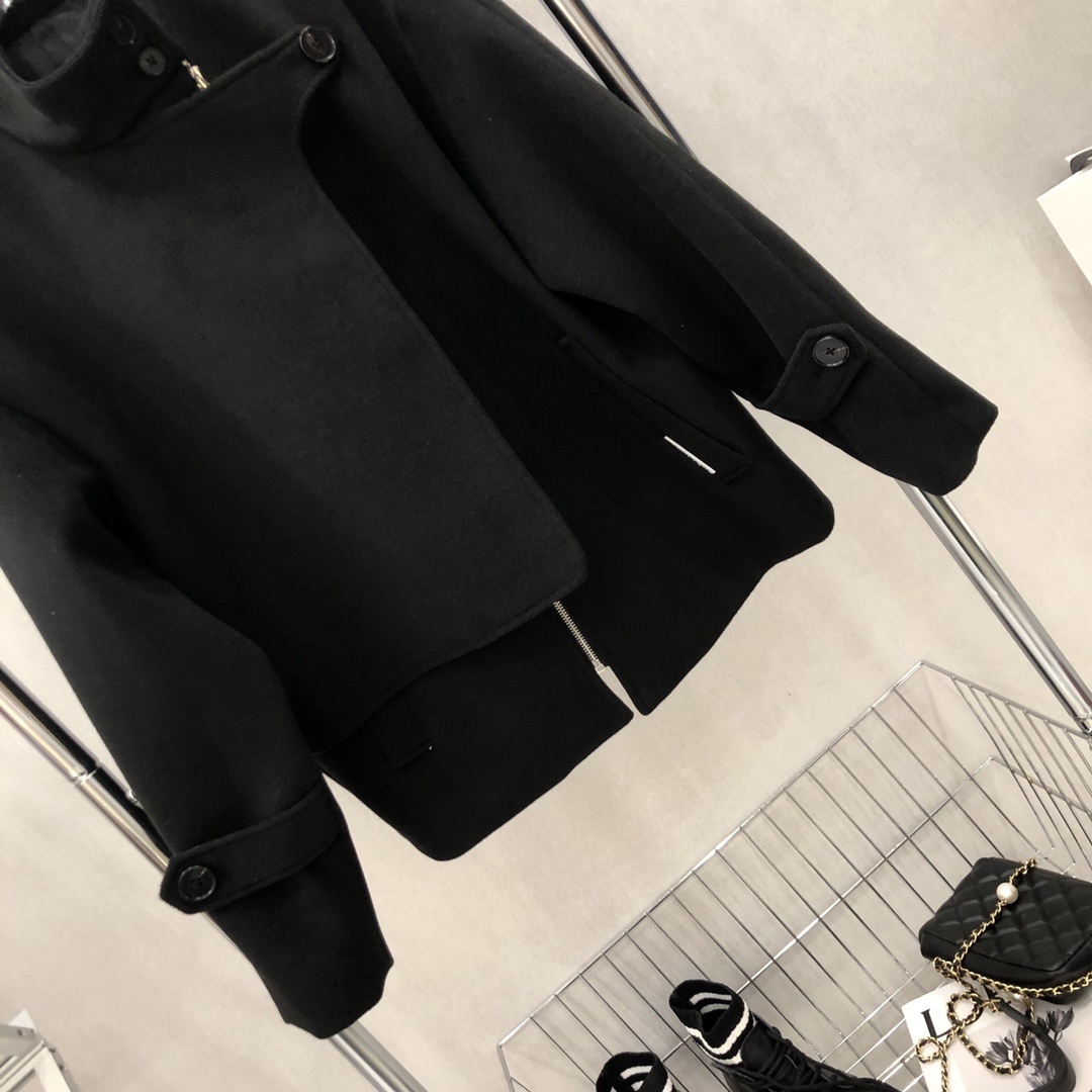 JILSANDER羊毛短款大衣外套.