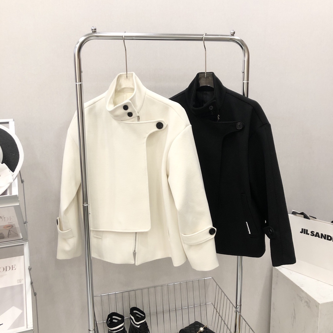 JILSANDER羊毛短款大衣外套.