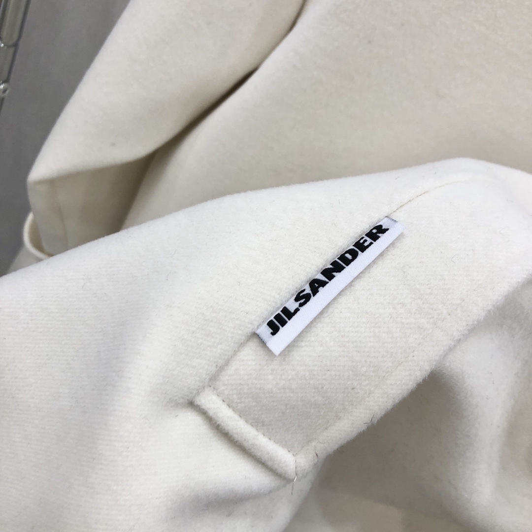 JILSANDER羊毛短款大衣外套.