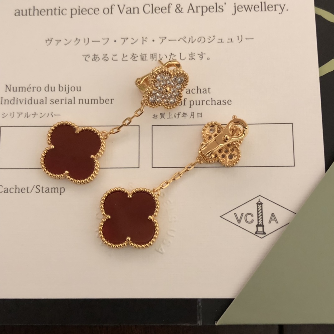 精工版本VANCleef&ArPels梵克雅宝四叶草最新款双花耳拍电镀18k金工艺专柜版本一比一质量超强