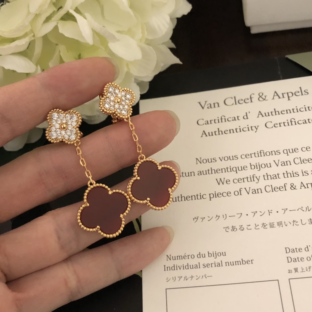 精工版本VANCleef&ArPels梵克雅宝四叶草最新款双花耳拍电镀18k金工艺专柜版本一比一质量超强