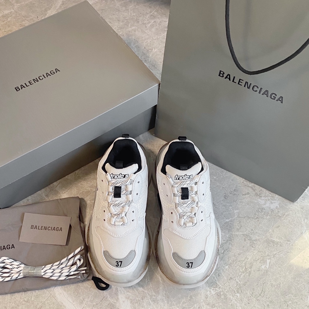 Color carbón blanco BALENCIAGA · Balenciaga 2021ss nuevo nuevo color triplica los zapatos de papá con colchón de aire d…