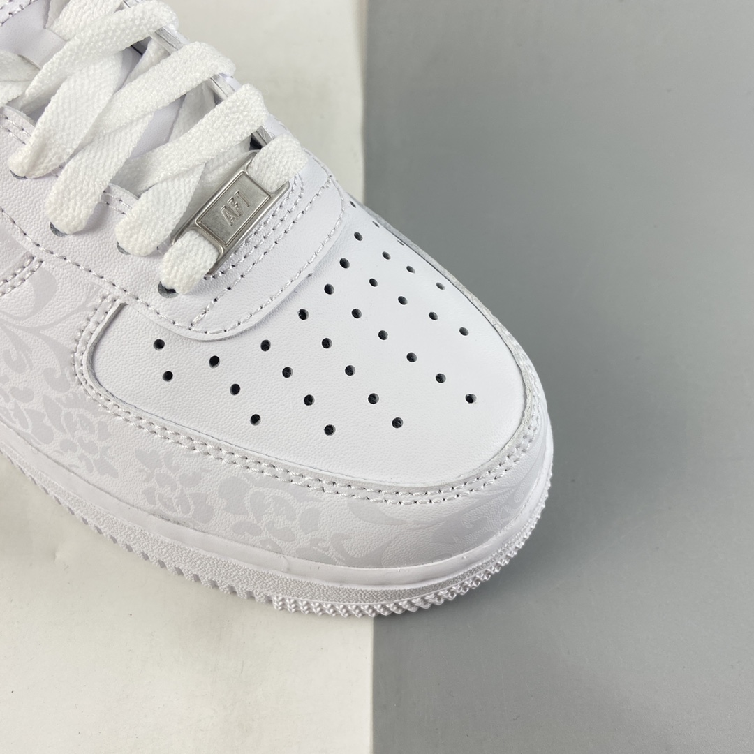 P200 NIKE Air Force 1’07 Low 花卉印花休闲板鞋 DD8959-100