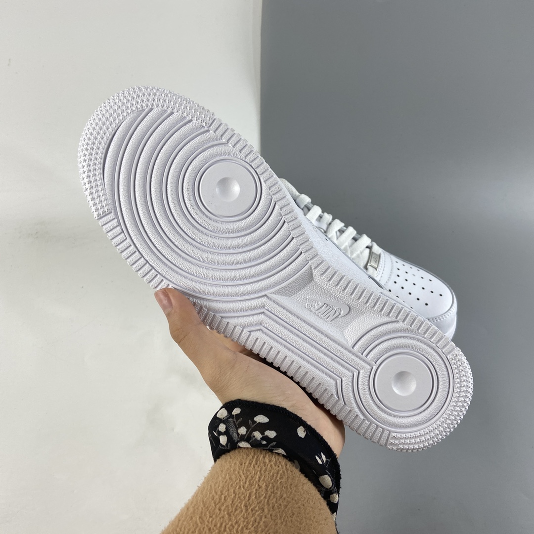 P200 NIKE Air Force 1’07 Low 花卉印花休闲板鞋 DD8959-100