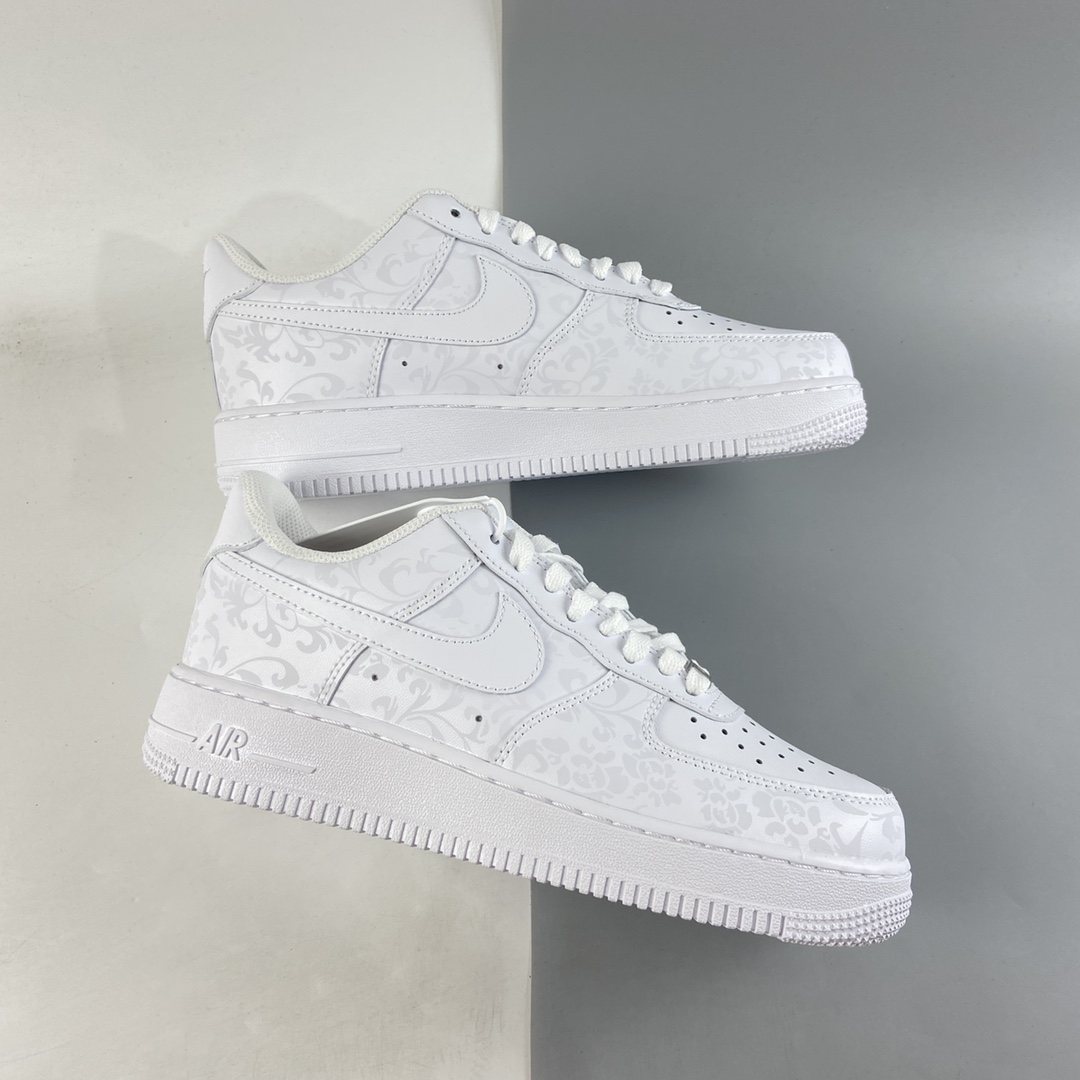P200 NIKE Air Force 1’07 Low 花卉印花休闲板鞋 DD8959-100