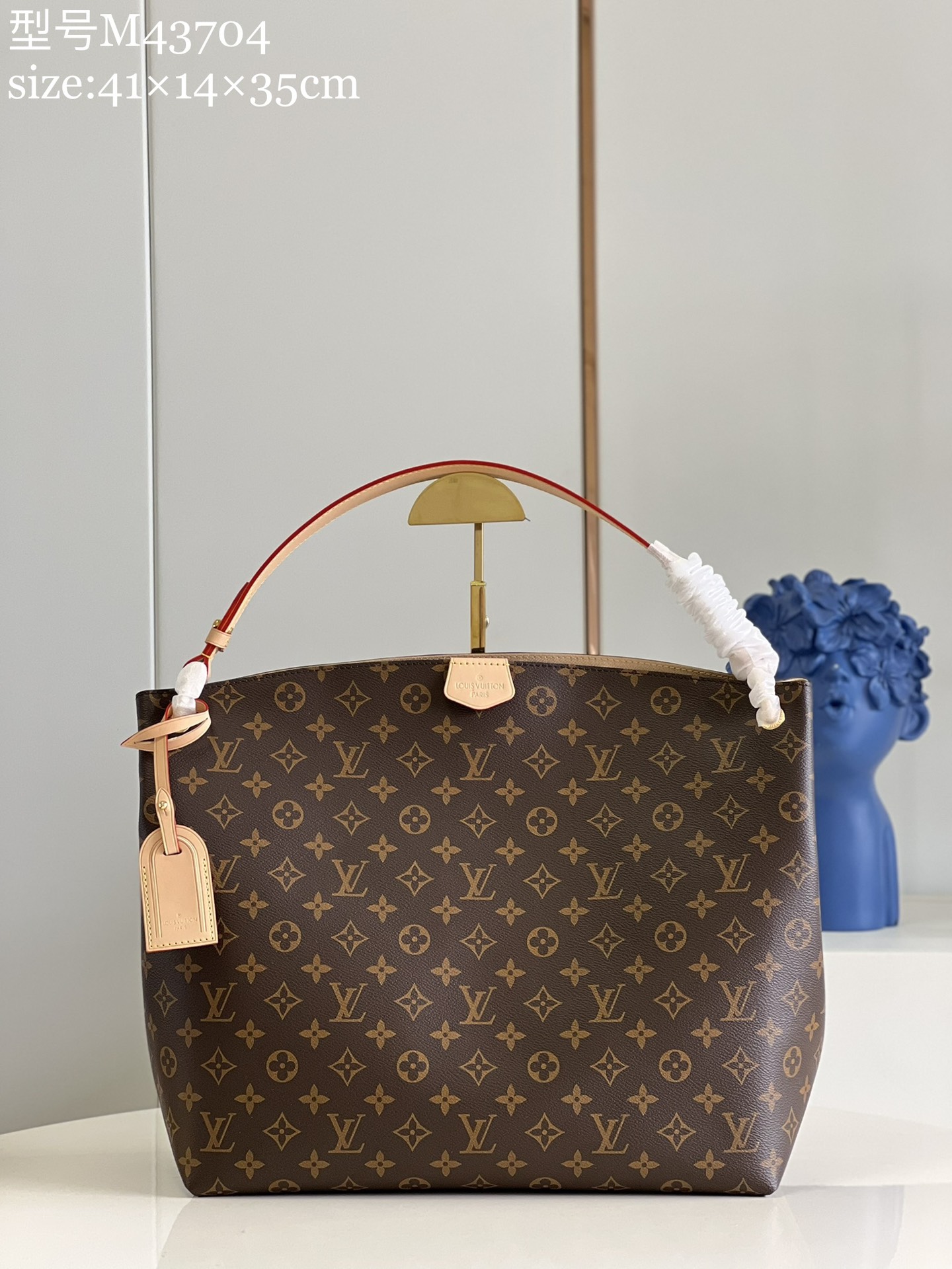 NO:398096,【Exclusive real photo M43704 apricot large size】Delightful mid-term shopping bag Classic Monogram canvas interprets the combination of light texture and abundant capacity, taking into account the close-fitting design suitable for daily travel. Natural cowhide details and shiny reveal the brand charm, and soft flat handles achieve comfortable and trendy shoulder-back shape. Magnetic buckle closure and zipper inner bag ensure safety and safety. Dimensions 41 x 35 x 14 cm (length x height x width) Y.,LV【original leather】,louis vuitton,tom ford,cowhide19860909【独家实拍M43704杏色大号】Delightful中古版购物袋 经典Monogram 帆布演绎轻盈质地与充裕容量的融合,兼顾适宜日常出行的贴身设计.天然牛皮细节与亮泽显露品牌韵致,柔软平手柄实现舒适而不失潮流的肩背造型.磁扣开合与拉链内袋确保物品安全无虞. 尺寸41 x 35 x 14 厘米 (长度 x 高 x 宽) Y.,LV【原厂皮】,louis vuitton,tom ford,cowhide,Bag