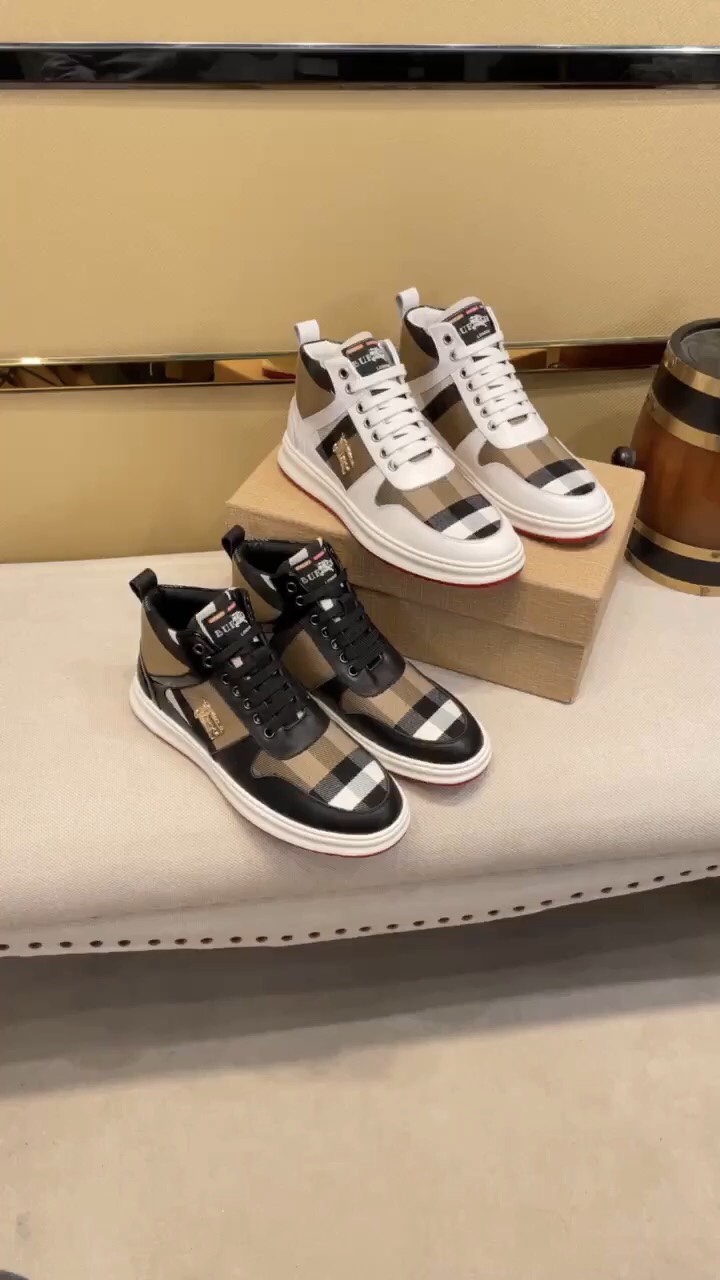 I5 巴宝莉 Burberry 2022休闲运动男鞋，全新米兰时装时尚的设计，完美做工，原版复刻 骑士花纹 原版材质牛皮 柔软舒适，猪皮内里制作柔软舒适，让行走更加便捷舒适，惊世之作，与官方的质量相比美的1：1复刻[色]打造时尚个性衬托你的与众不同男鞋