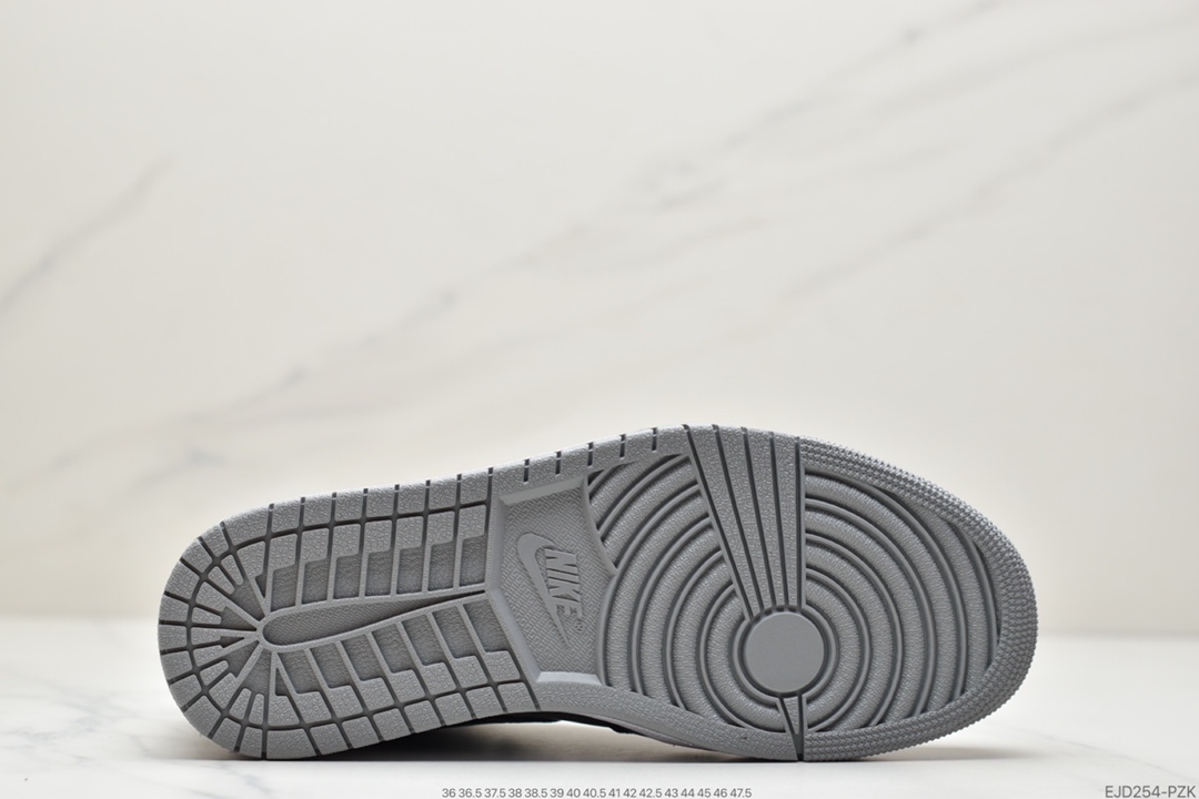 340 耐克Nike Air Jordan 1 Retro High OG”Bred Toe”AJ1代迈克尔·乔丹高帮经典复古百搭休闲文化运动篮球鞋555088