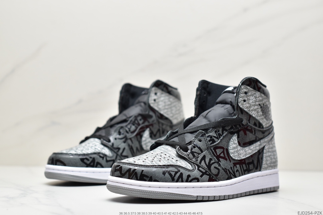 340 耐克Nike Air Jordan 1 Retro High OG”Bred Toe”AJ1代迈克尔·乔丹高帮经典复古百搭休闲文化运动篮球鞋555088