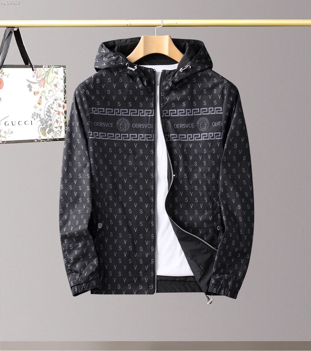 Found Replica
 Versace Clothing Coats & Jackets Fashion Hooded Top