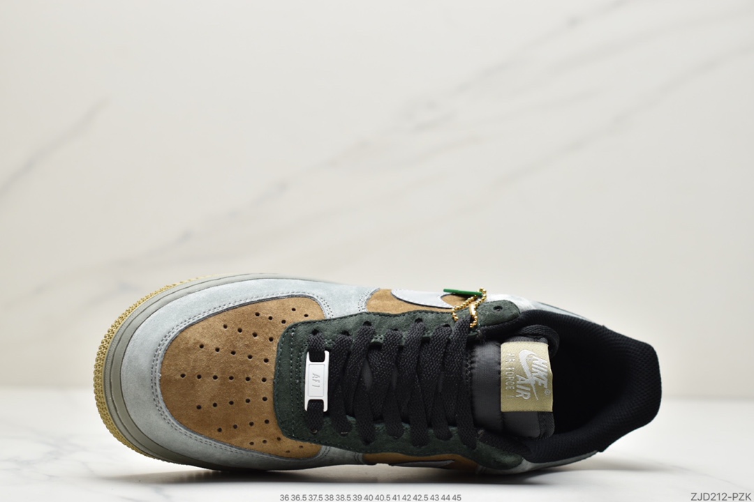 240 耐克Nike Air Force 1 Low “圣诞节限定” CQ5059-101