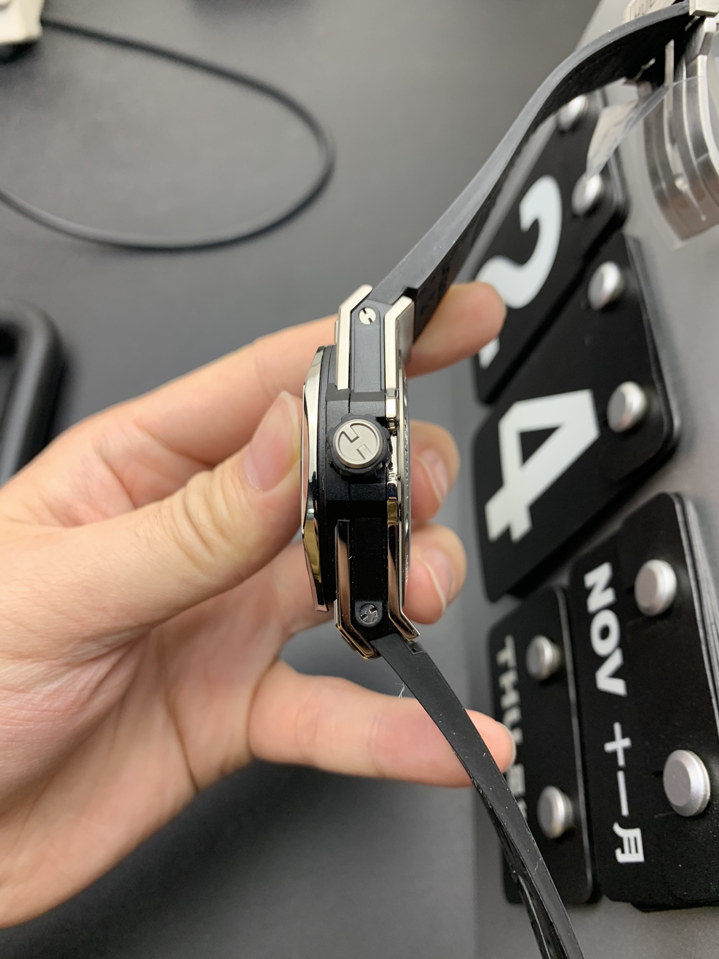 Hublot HB 钛壳刺青