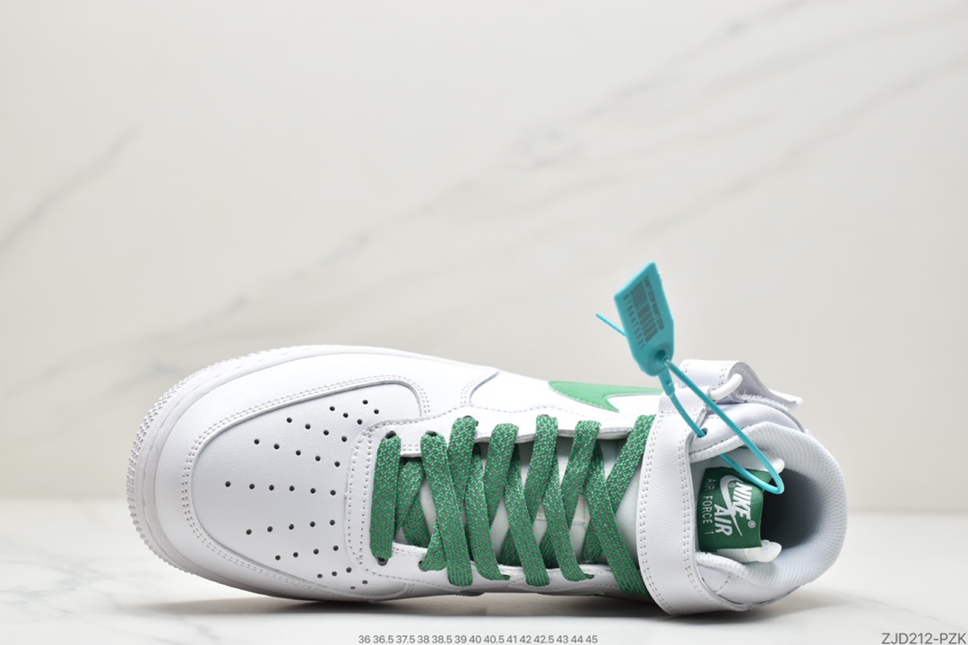 240 耐克Nike Air Force 1 ’07 MidWhiteMetallic Sliver空军一号366731-莆田鞋,莆田鞋货源,高仿鞋,高仿鞋货源,安福档口,莆田高仿鞋,莆田鞋批发,高仿鞋批发,莆田高仿运动鞋,高仿运动鞋,莆田运动鞋 240 耐克Nike Air Force 1 ’07 MidWhiteMetallic Sliver空军一号366731