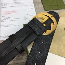 高端版本,实物拍摄 🎁批配全套包装 🎁品牌: GUCCI海外原单 🎁扣头材质:精品实心铜扣 🎁带身材质正面:39mm宽度 高端版本,实物拍摄 🎁批配全套包装 🎁品牌: GUCCI海外原单 🎁扣头材质:精品实心铜扣 🎁带身材质正面:39mm宽度