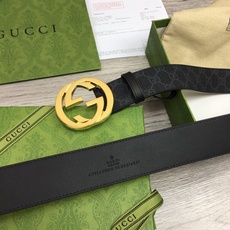 高端版本,实物拍摄 🎁批配全套包装 🎁品牌: GUCCI海外原单 🎁扣头材质:精品实心铜扣 🎁带身材质正面:39mm宽度 高端版本,实物拍摄 🎁批配全套包装 🎁品牌: GUCCI海外原单 🎁扣头材质:精品实心铜扣 🎁带身材质正面:39mm宽度