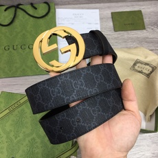 高端版本,实物拍摄 🎁批配全套包装 🎁品牌: GUCCI海外原单 🎁扣头材质:精品实心铜扣 🎁带身材质正面:39mm宽度 高端版本,实物拍摄 🎁批配全套包装 🎁品牌: GUCCI海外原单 🎁扣头材质:精品实心铜扣 🎁带身材质正面:39mm宽度