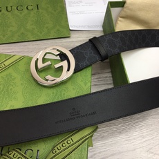 高端版本,实物拍摄 🎁批配全套包装 🎁品牌: GUCCI海外原单 🎁扣头材质:精品实心铜扣 🎁带身材质正面:39mm宽度 高端版本,实物拍摄 🎁批配全套包装 🎁品牌: GUCCI海外原单 🎁扣头材质:精品实心铜扣 🎁带身材质正面:39mm宽度