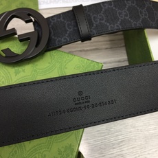 高端版本,实物拍摄 🎁批配全套包装 🎁品牌: GUCCI海外原单 🎁扣头材质:精品实心铜扣 🎁带身材质正面:39mm宽度 高端版本,实物拍摄 🎁批配全套包装 🎁品牌: GUCCI海外原单 🎁扣头材质:精品实心铜扣 🎁带身材质正面:39mm宽度