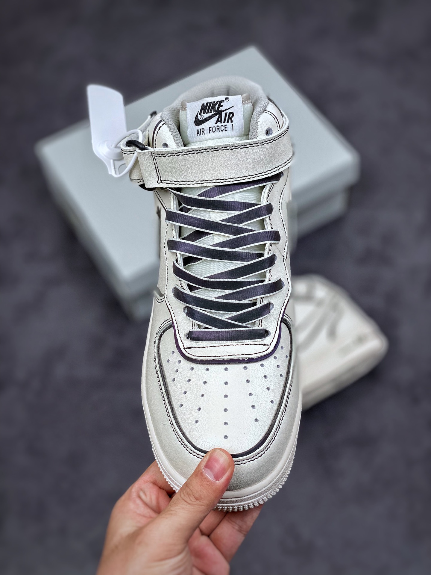 Air Force 1 '07 Mid M Black Silver Bright ”Daredevil” AQ2898-008-Top High Quatity Cheap Sneakers Fashion Clothing Clothes Bags handbags Shoes of all Brand wholesale With The best Quality And Beautiful Price from China Factory Chinese suppliers wholesaler seller Air Force 1 '07 Mid M Black Silver Bright ”Daredevil” AQ2898-008