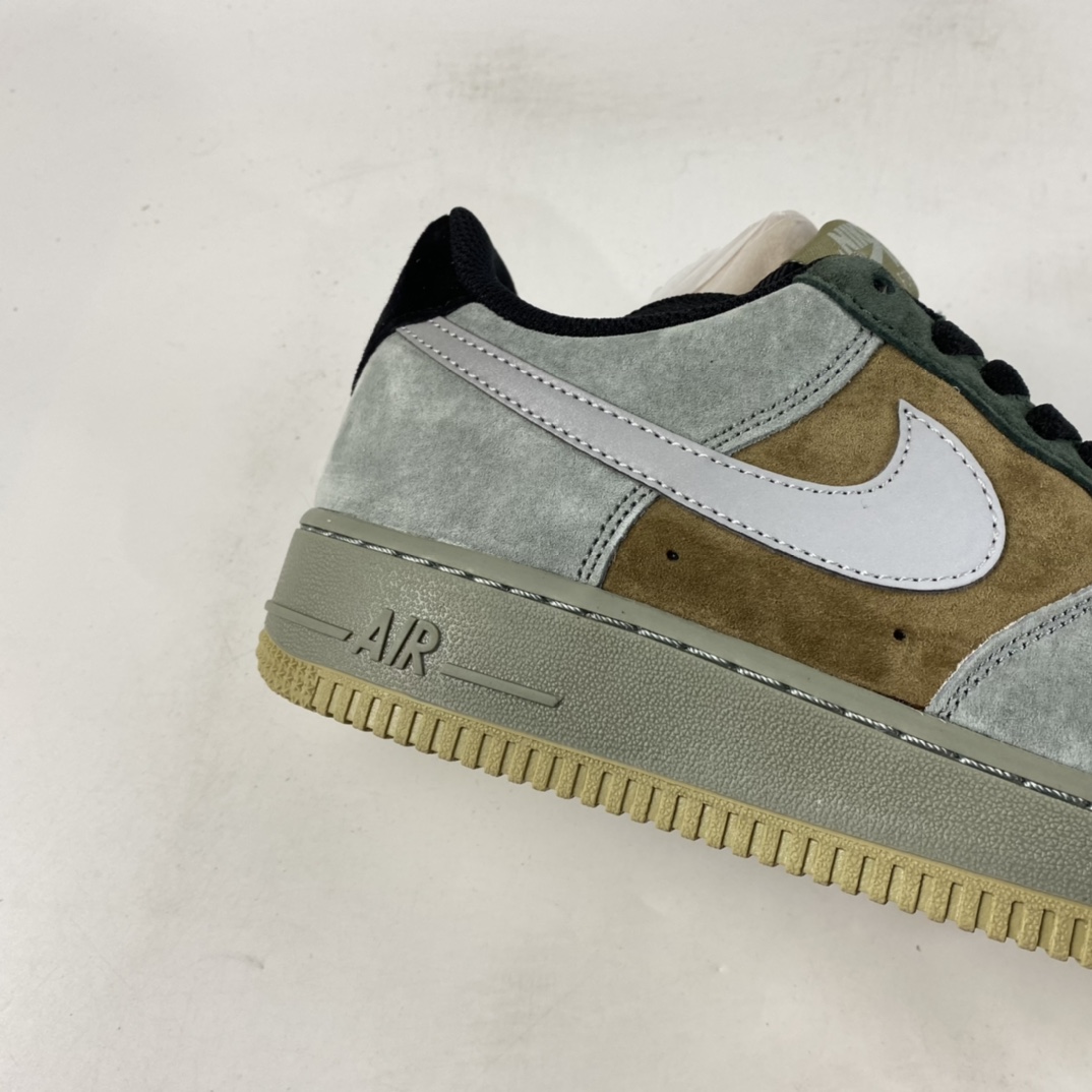 P240 NIKE Air Force 1 Low“Christmas”空军一号“圣诞节”板鞋 CQ5059-101-莆田鞋,莆田鞋货源,高仿鞋,高仿鞋货源,安福档口,莆田高仿鞋,莆田鞋批发,高仿鞋批发,莆田高仿运动鞋,高仿运动鞋,莆田运动鞋 P240 NIKE Air Force 1 Low“Christmas”空军一号“圣诞节”板鞋 CQ5059-101