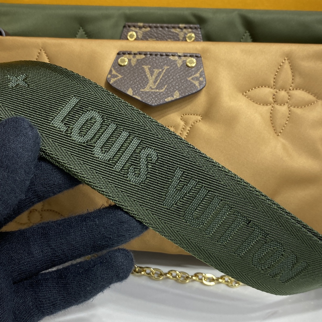 Louis Vuitton LV Multi Pochette Accessoires mirror quality
 Bags Handbags Designer Fake
 Apricot Color Black Dark Green Red Embroidery Mini M58980