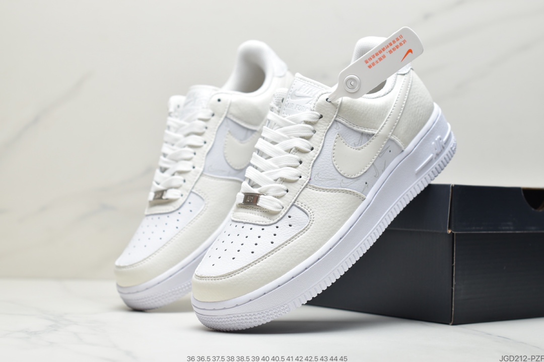 180 耐克Air Force 1 ’07白蓝小勾 DR7857