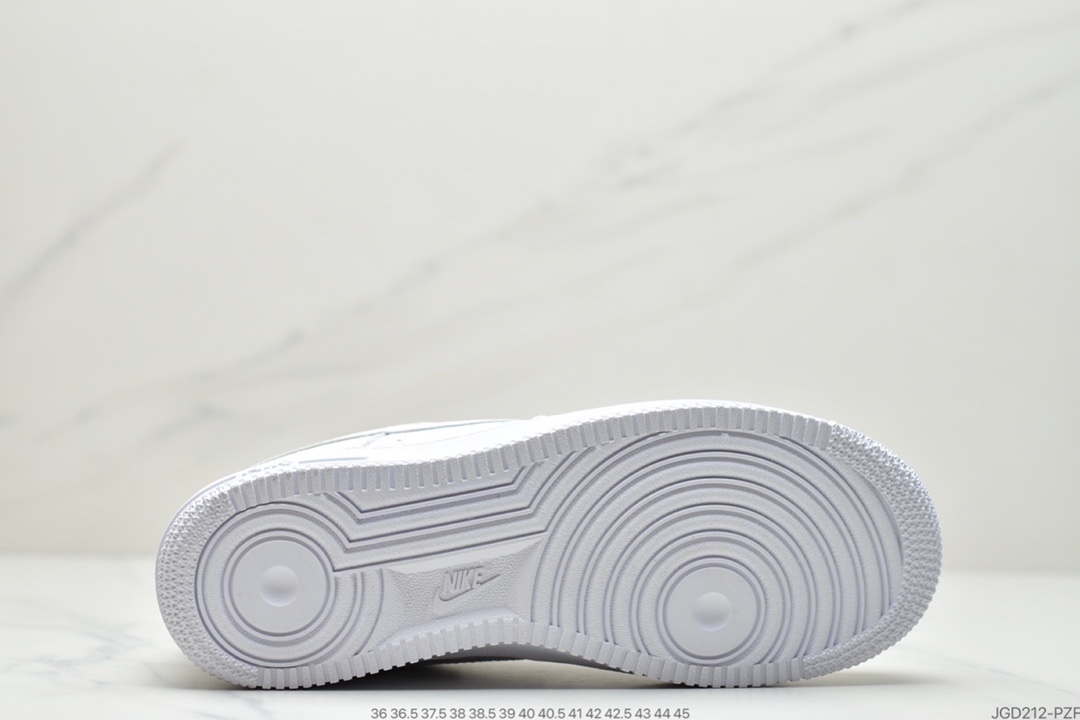 180 耐克Air Force 1 ’07白蓝小勾 DR7857