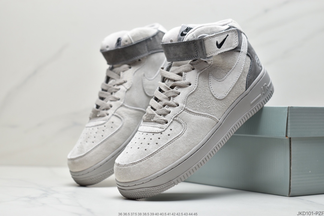 160  Air Force 1 MID x Reigning Champ 卫冕冠军联名款807618-200