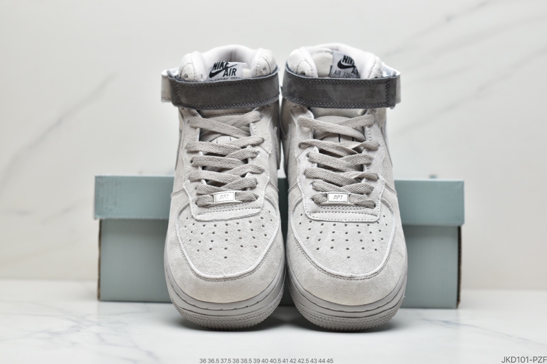 160  Air Force 1 MID x Reigning Champ 卫冕冠军联名款807618-200