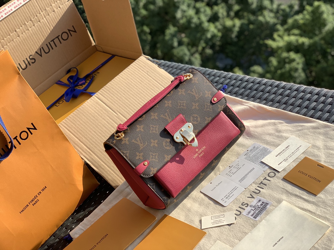 🌼 m41731尺寸25 x 17 x 9.5 cm 老花款，官网还没出，趁着还没火赶紧买！不得不服它的